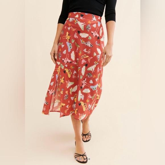 Hutch Dresses & Skirts - Hutch Butterfly Printed Midi Skirt Colorful Size 2